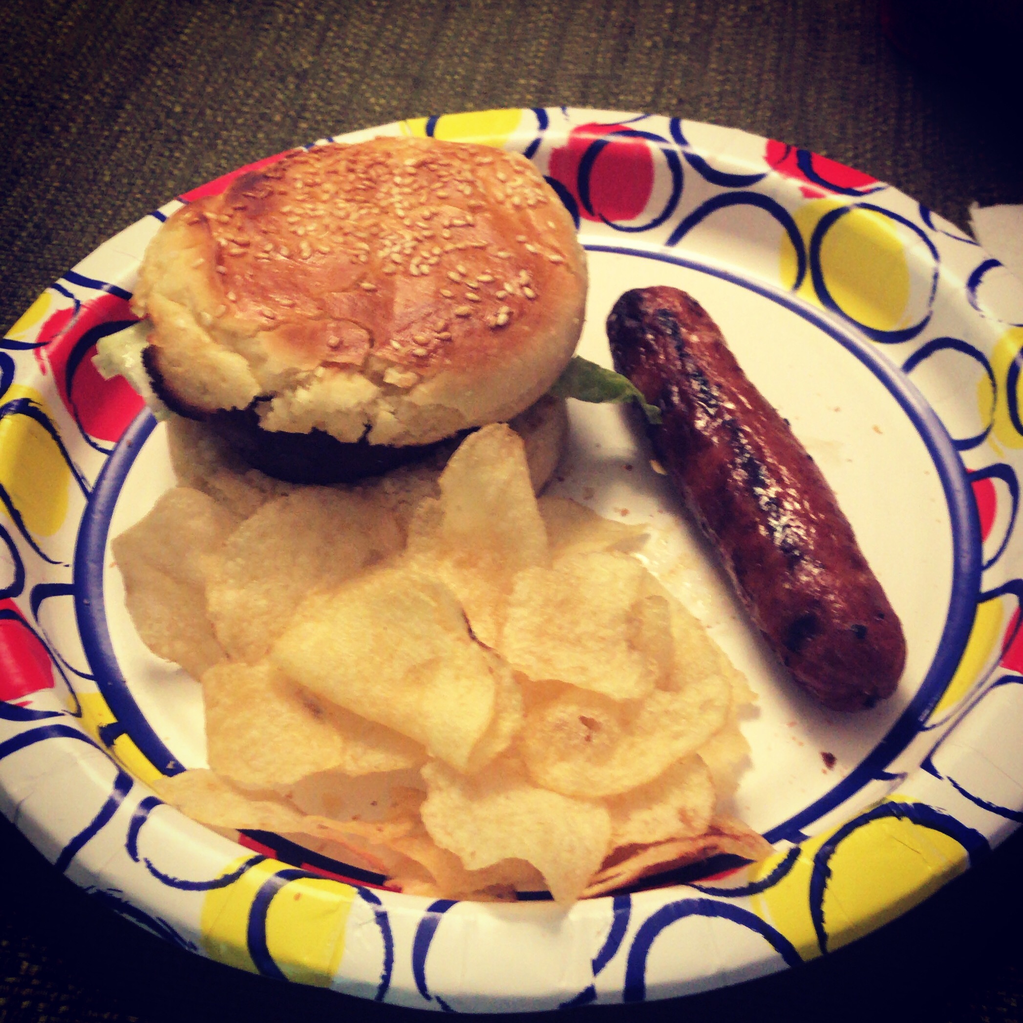 Hamburger, hot dog, chips