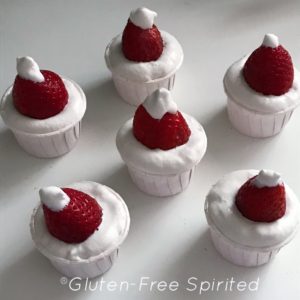 Santa's Hat ell-O shots