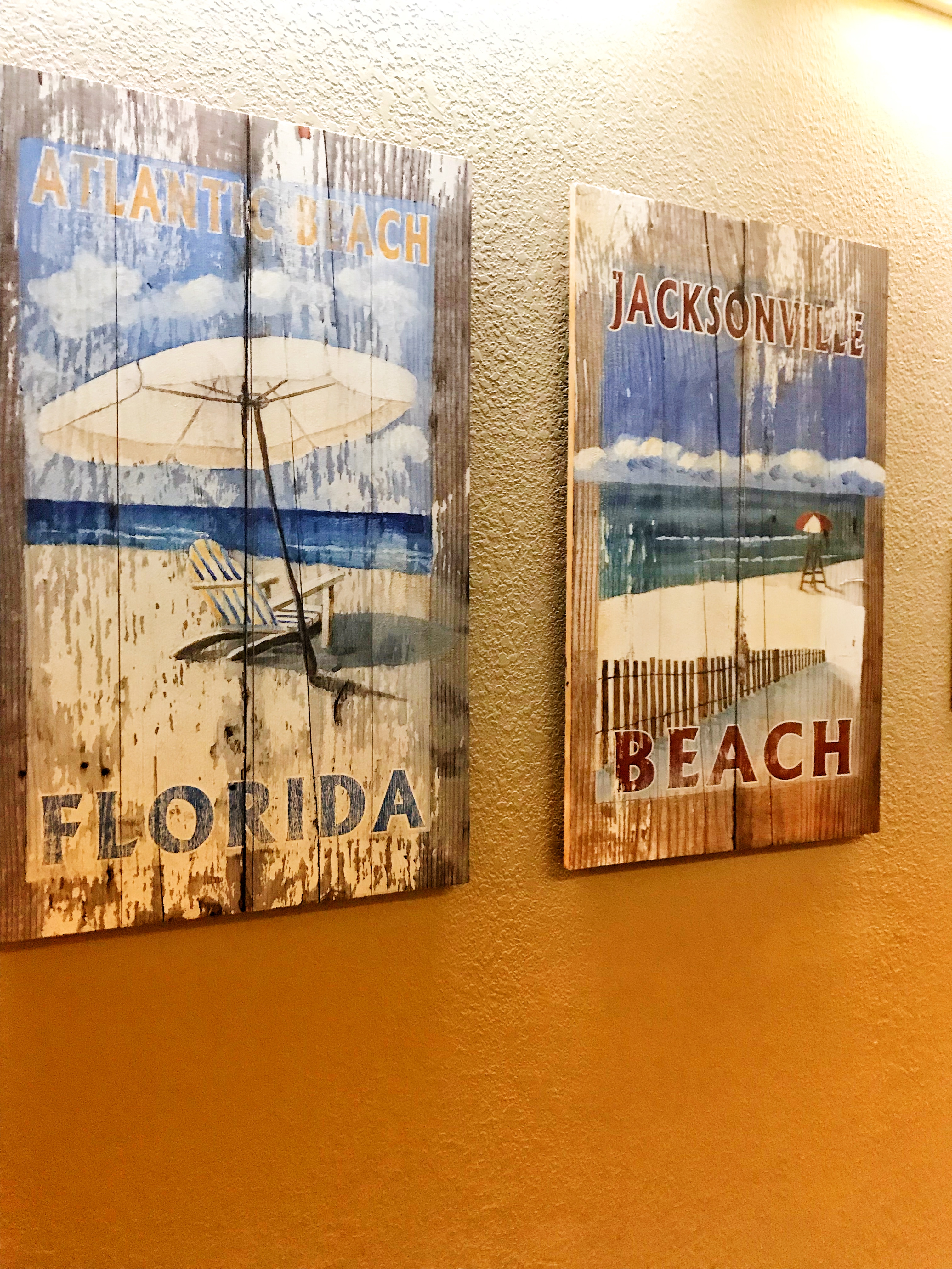 Wooden beach decor